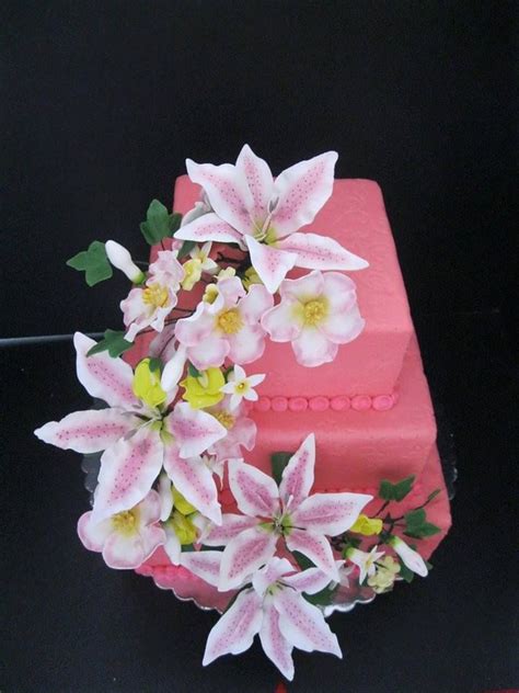 Lilies And Flowers Cake Cake Lily Flowers