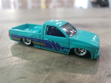 Hot Wheels Cruise Boulevard Custom Nissan Hardbody D With Real