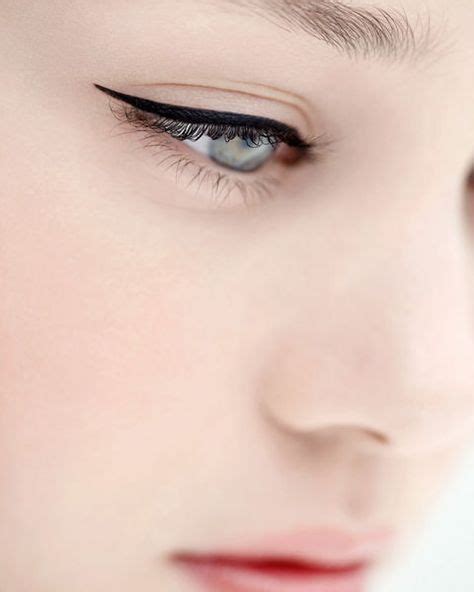 8 Best Thin Eyeliner Images Eyeliner Thin Eyeliner How To Do Eyeliner