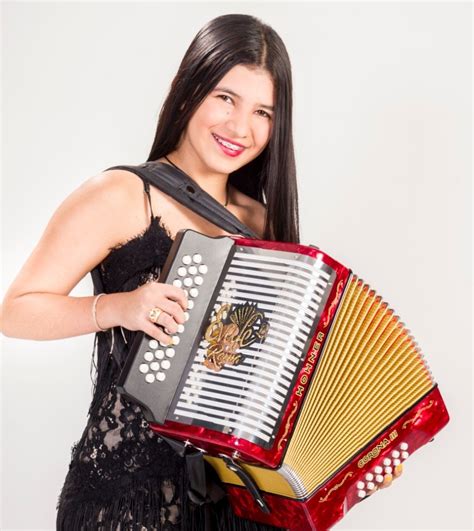 El Vallenato Femenino Abriendo Fronteras Semanario La Calle