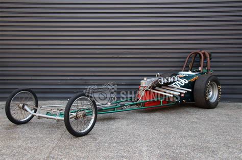 A dragster is a specialized competition automobile used in drag racing. Sold: Slingshot Dragster 'The Taipan' Auctions - Lot 46 - Shannons