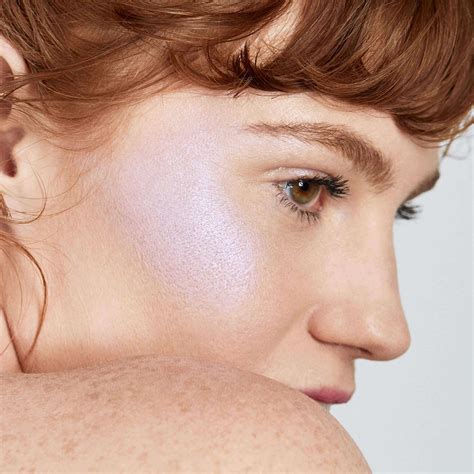 Holographic Highlighting Powder | Milk Makeup | Makeup tools ...
