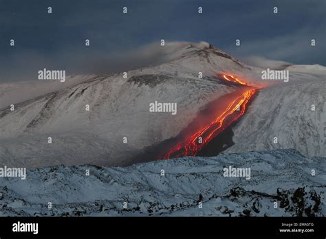 2014 Etna Eruption Lava Snow Hi Res Stock Photography And Images Alamy