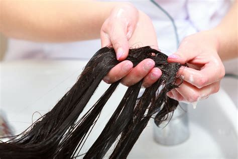 Can You Wash Hair Without Conditioner Or Will Skipping It Dry Your Hair
