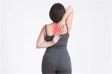 Whats Causing My Middle Back Pain New York Bone And Joint Specialists