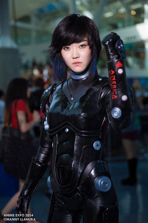 All This Mako Mori Cosplay Needs Is A Jaeger To Pilot Cosplay Woman