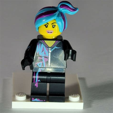 Lucy Wyldstyle Lego Movie 2 Minifigure Azure And Magenta Hair Set 70847 Ebay