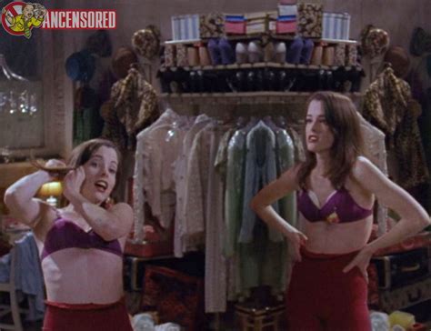 Parker Posey Nuda ~30 Anni In Party Girl