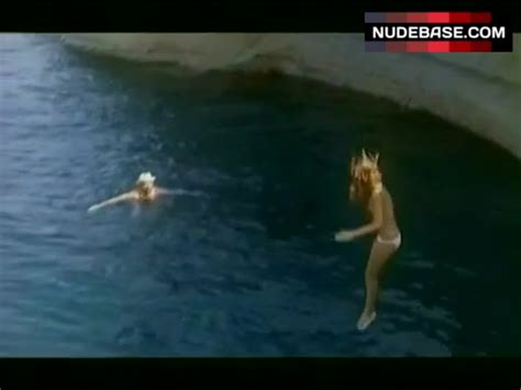 Catherine Alric Swims Topless On A Vole La Cuisse De Jupiter