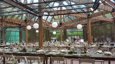 Pin By Lucy Amatuzio On Glass House Glass House Party Planning