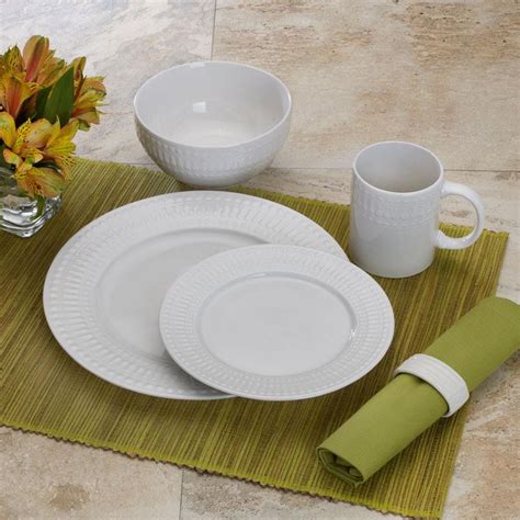 Cassandra 32 Piece Dinnerware Set Service For 8 Pfaltzgraff