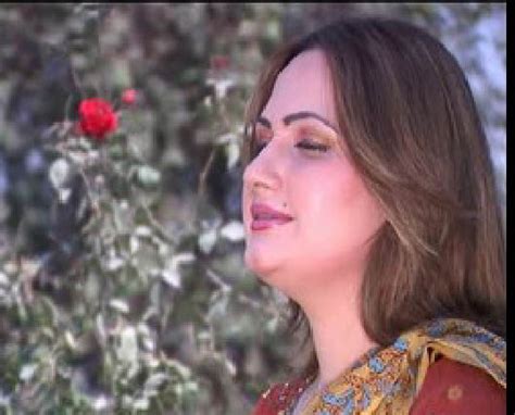 The Best Artis Collection Musarrat Mohmand A Beautiful New Singer Of