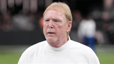 Raiders Owner Mark Davis Loves His Water Men S Journal The Nfl Life