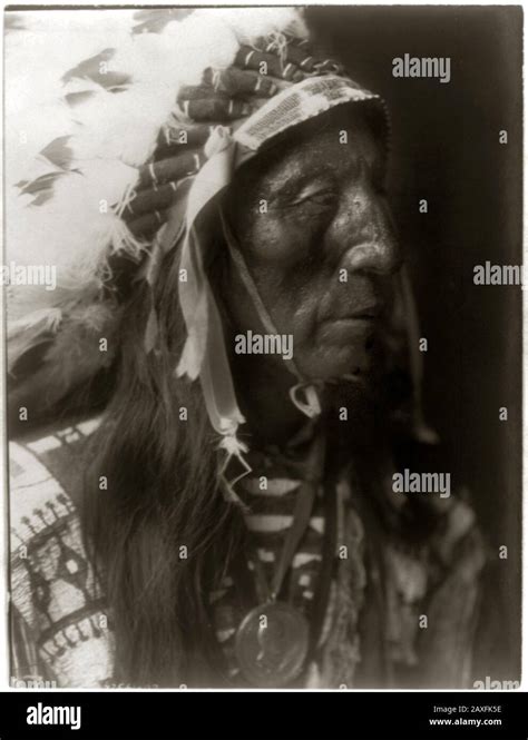 Chief Of The Oglala Lakota Sioux Hi Res Stock Photography And Images