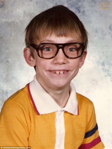 Are These The Worlds Most Awkward School Photos Ever Daily Mail Online