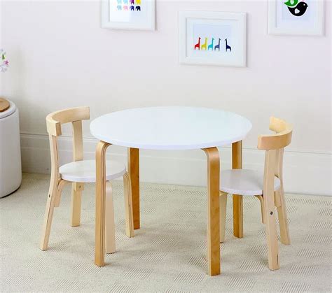 Give your kids the right table training with the kidkraft kid's farmhouse kids 5 piece writing table and chair set. Wooden Table and Chairs for Kids - HomesFeed