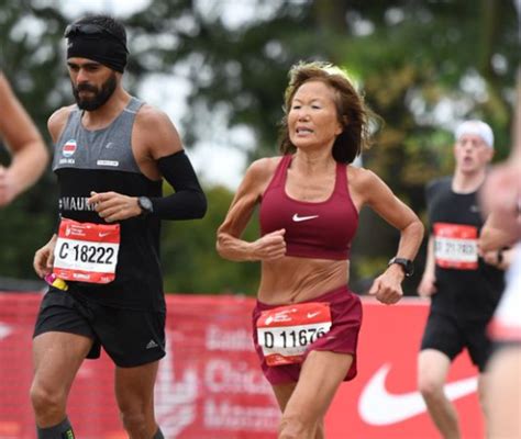 70 Year Old Asian Woman Jeannie Rice Sets New Record At Chicago Marathon Where In Bacolod