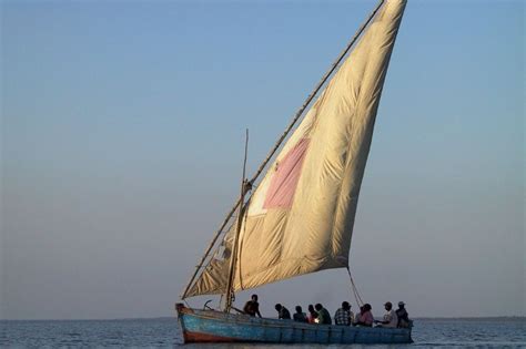 Lateen Sail Definition And History The Triangular Shaped Sail