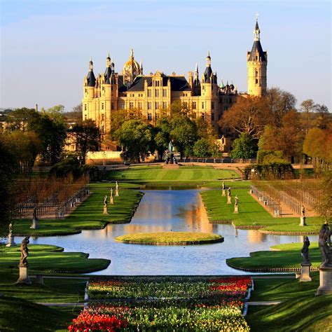 Turistando Pelo Mundo Castelo De Schwerin Alemanha Um Castelo De