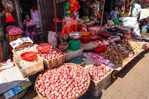 One Day In Yangon Myanmar Markets Pagodas And Street Food