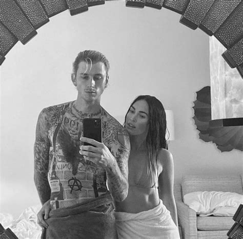 Dc Comics And Arrowverse Are Megan Fox And Machine Gun Kelly Engaged