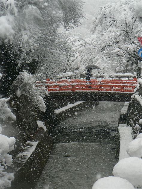 So if you want to take advantage of ciao's fantastic skiing and view, then return via takayama where there. Takayama "-".Gifu. Japan. | Winter scenes, Gifu, Japan