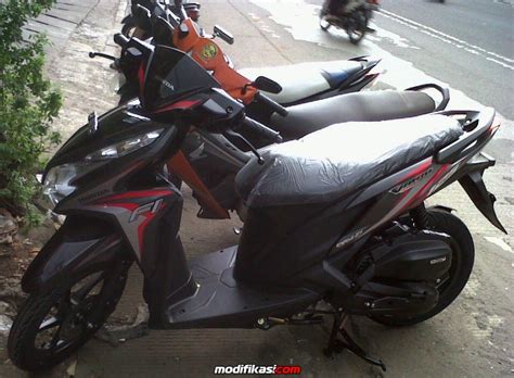 Honda vario merupakan salah satu sekuter matic terlaris di indonesia yang dibuat dalam banyak varian, diantaranya: Modifikasi Honda Vario 125 Cbs Iss - Vario 125 Cbs Modif - Pecinta Dunia Otomotif : Teknologi ...