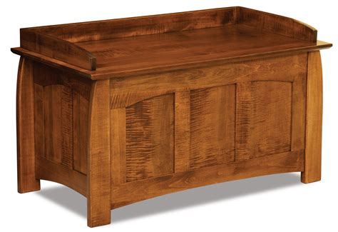 Royal Heritage Cedar Chest Amish Solid Wood Chests Kvadro Furniture