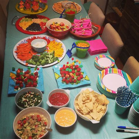 8 fun fall party ideas. Pin by Amanda Smock on Hosting | Pool party food, Backyard ...