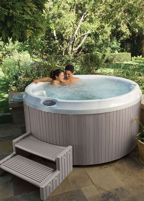 Take a look at these amazing outdoor spa ideas. outdoor hot tub designs | Round hot tub, Jacuzzi hot tub ...