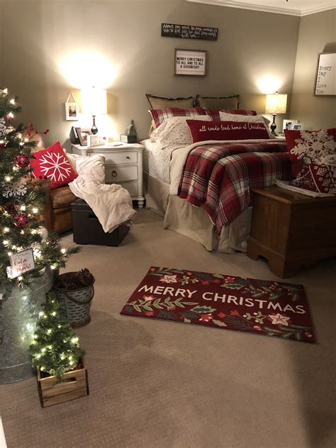 30 Decorate Bedroom For Christmas Decoomo