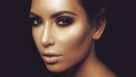 Steal The Look Kim Kardashians Smokey Eye Makeup