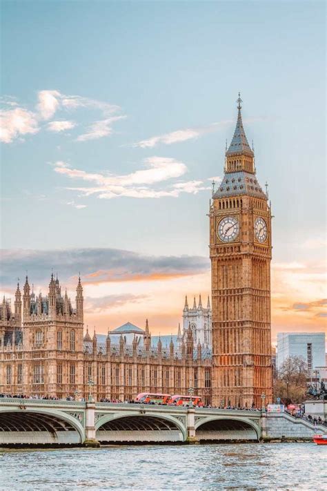 How To Tour London For Free Things To Do Travellovesme Travel