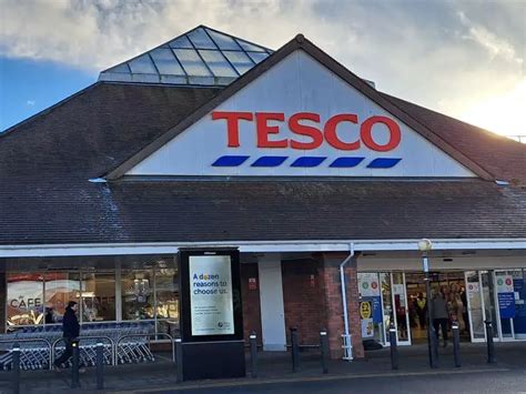 Tesco Walsall Brownhills Superstore Supermarkets In Walsall Rated