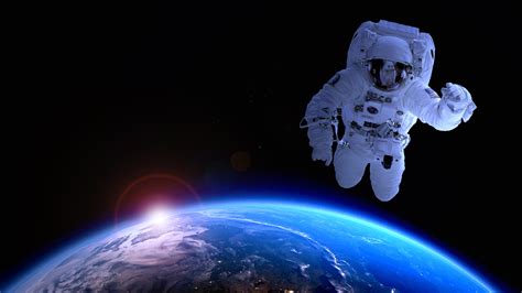 Earth Astronaut In Space Wallpapers Hd Wallpapers