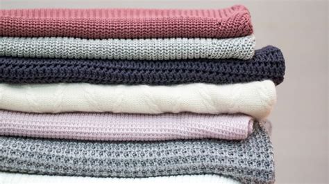 How To Fold A Cardigan