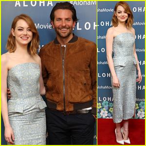 Emma Stone Keeps It Cute At Aloha London Screening With Bradley