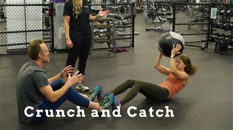 Fun Partner Medicine Ball Ab Workout At 10gym Youtube