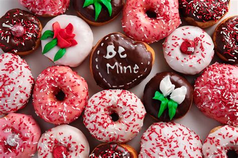 Valentine's Day Donuts || Primo's Donuts Los Angeles | Donuts, Tasty
