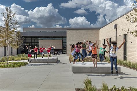 Texas Elementary School Blends Rustic Modern Elements Spaces4learning