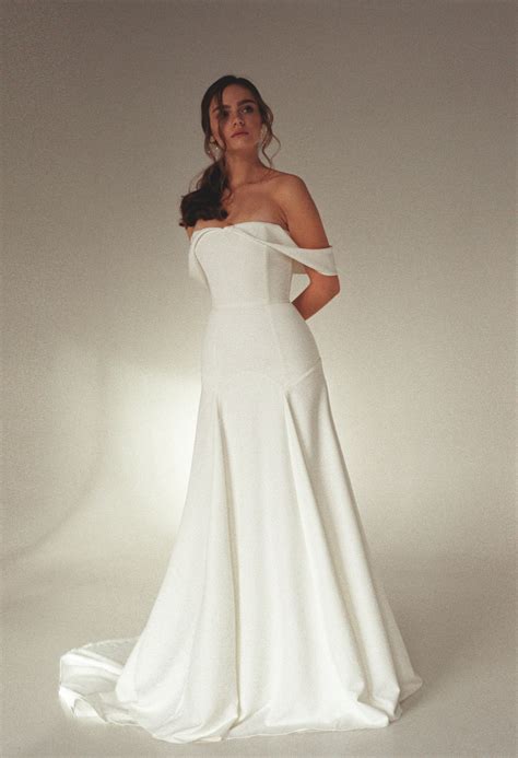 Off The Shoulder Wedding Dress Minimalist Wedding Dress Modern Etsy