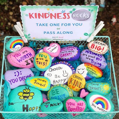 Need kindness projects for kindness day, kindness week or kindness lessons? Pin by Jamie Folkens on Things I Just Like :) | Kindness ...