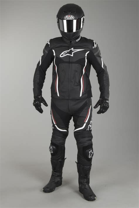 Discover the dainese motorcycle suits. Motorbike Leather Suit Motorcycle Racing suit - Bikers Zone