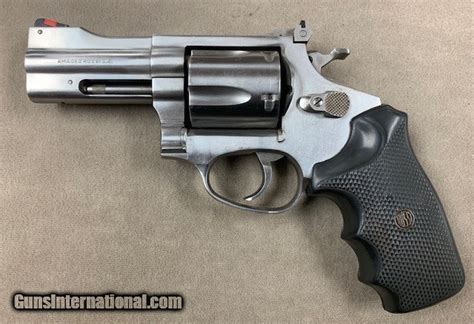 Rossi Model 720 44 Special Stainless Revolver Excellent