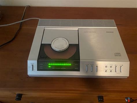 Magnavox FD1000 Philips CD100 Photo 3016027 UK Audio Mart