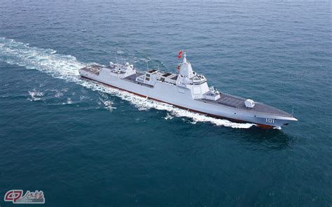 China Incorpora O Nanchang Primeiro Destróier Type 055 Poder Naval