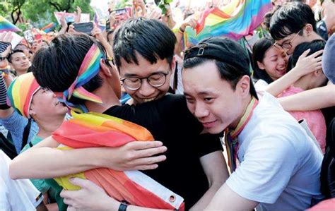 Taiwan Approves Same Sex Marriage In First For Asia Daily Ft
