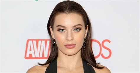 Porn Star Lana Rhoades Says Shes A Prude Whos Only Had 5 Sex