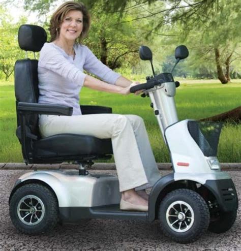 Top 5 Outdoor All Terrain Mobility Scooters For Elderly And Aging Seniors