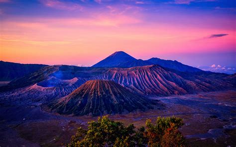 Mount Bromo Volcano Sunrise 4k Wallpapers Hd Wallpapers Id 24996